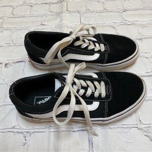 Vans Sneakers Youth Size 2
